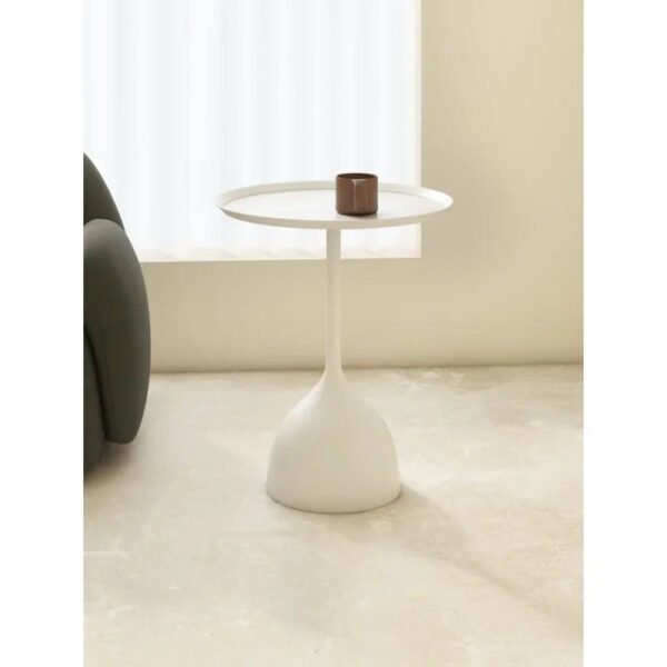 Small coffee table iron art cream style solid color coffee table living room small unit bedside good-looking coffee End Tables